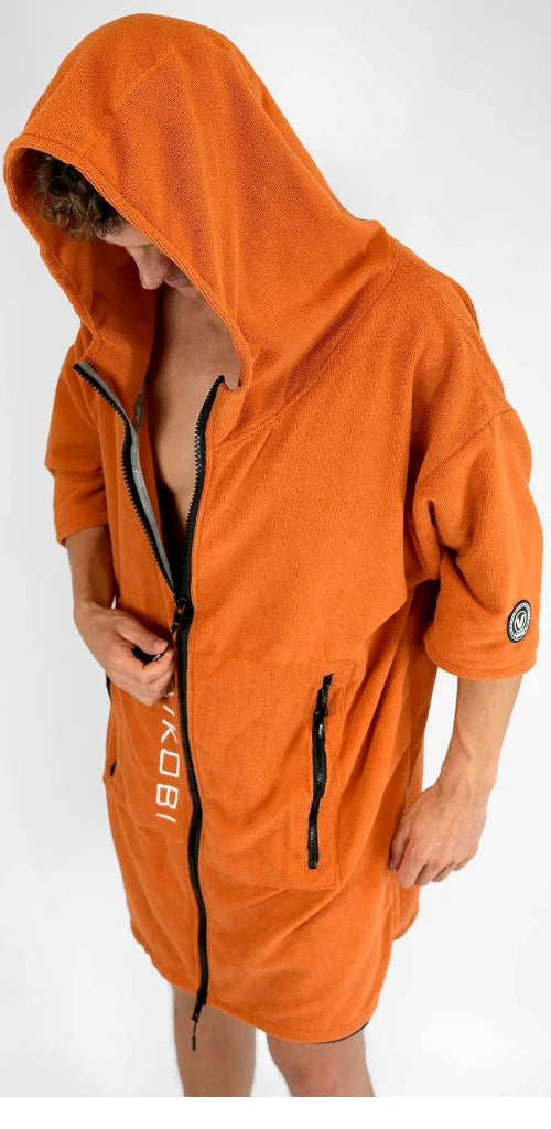 Vaikobi Full Zip Hooded Towel